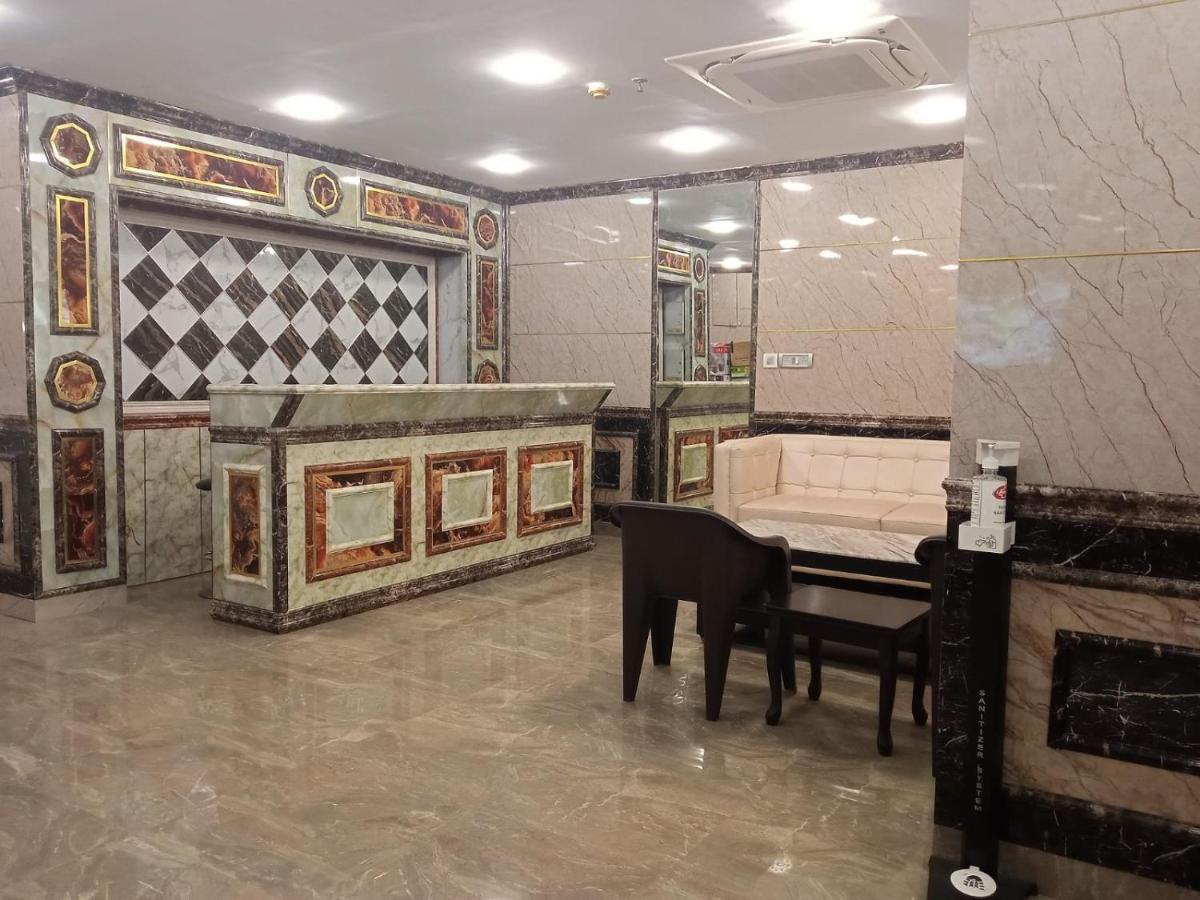 Soukyam Hotel Calcutta Buitenkant foto