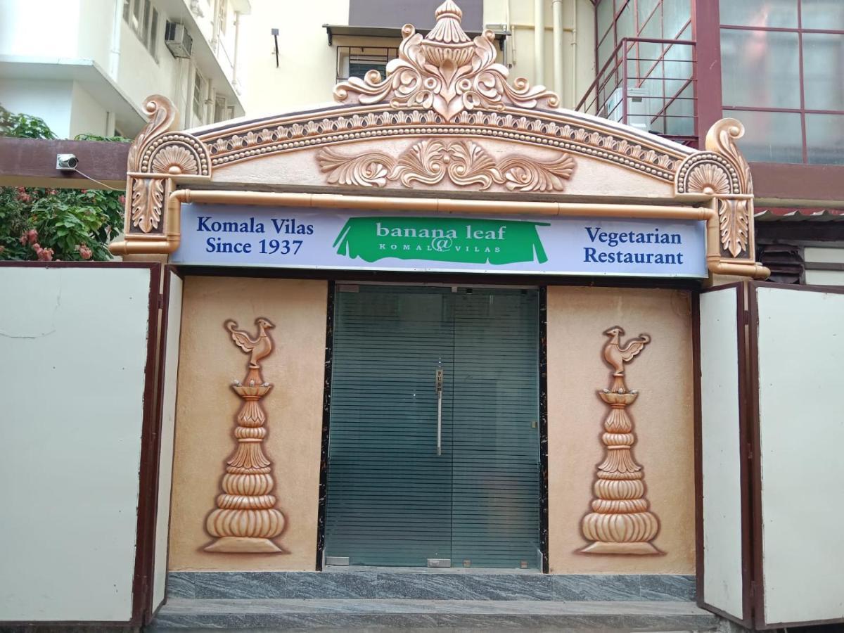 Soukyam Hotel Calcutta Buitenkant foto
